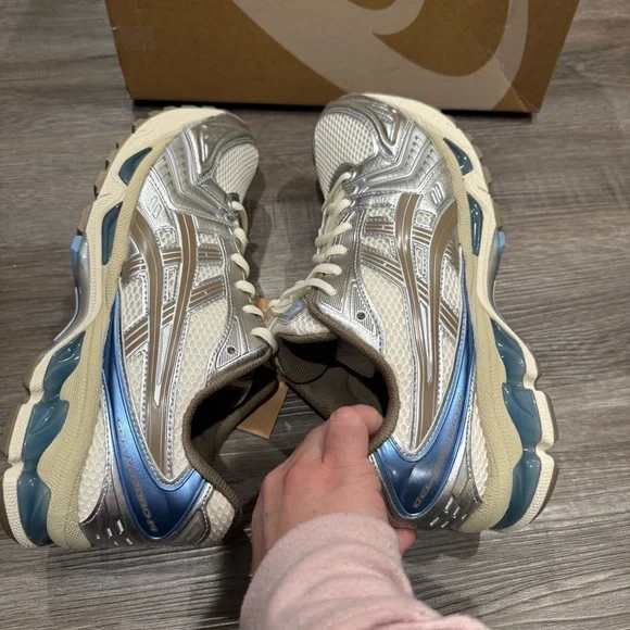 ASICS Gel-Kayano 14 Cream Pepper Athletic Running Sneakers - Picture 8 of 13